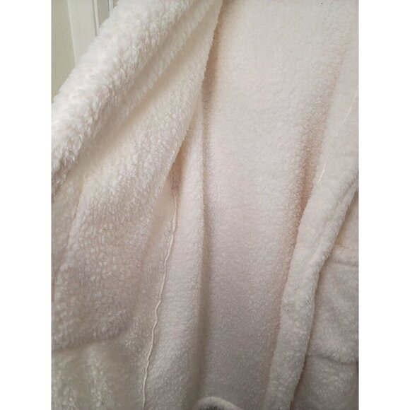 Pottery Barn Teen Hooded Plush Fleece Bathrobe Belt & Pockets - Picture 7 of 13